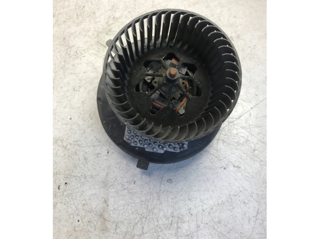 Вентилятор печки    3C1820015Q   Skoda Superb B6 (3T)