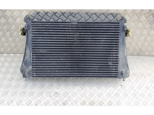 Интеркулер YDB1441418060001, YDB144141806 Volkswagen Golf VII