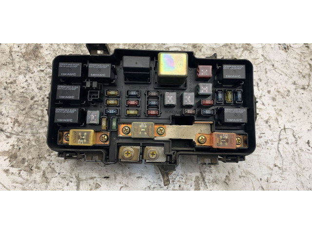   Pojistková skříňka    Honda Civic 2001