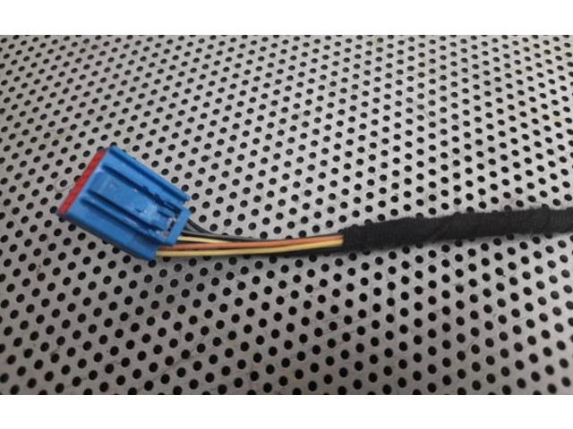 Зеркало электрическое        Volvo C70  2006 - 2010 года   