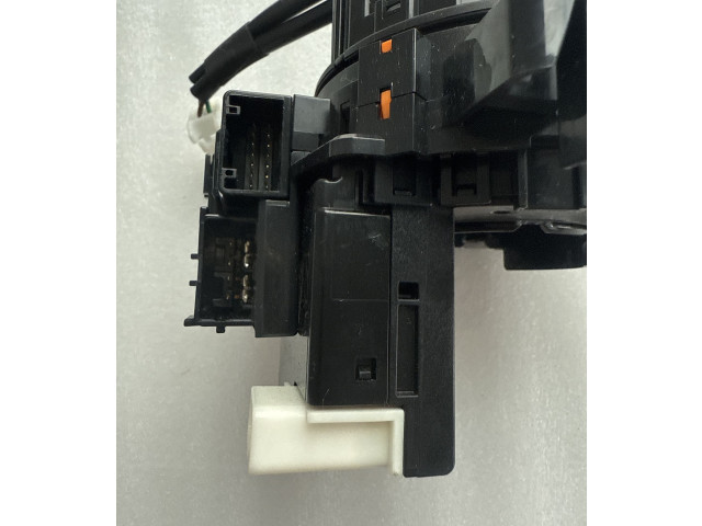 Подрулевой шлейф SRS 83111SJ220 Subaru Forester SK