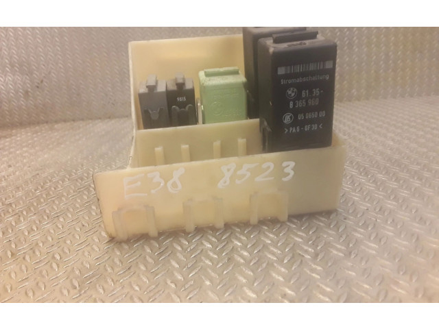 Pojistková skříňka 8369811 BMW 7 E38 1998