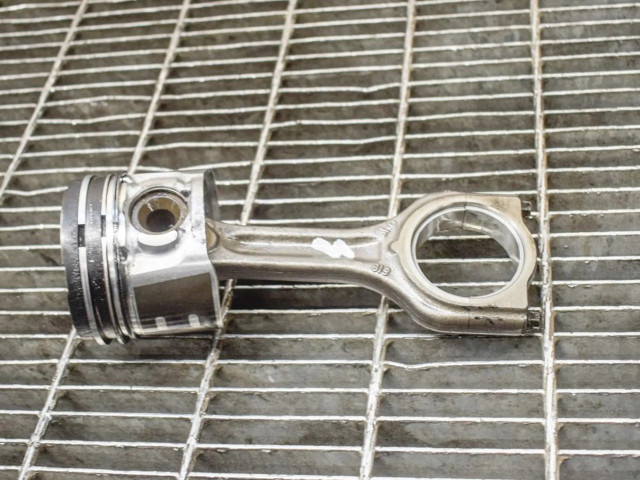  Поршень 9HX (DV6ATED4) 0628V1, 060392  Peugeot 308 для дизельного двигателя 1.6