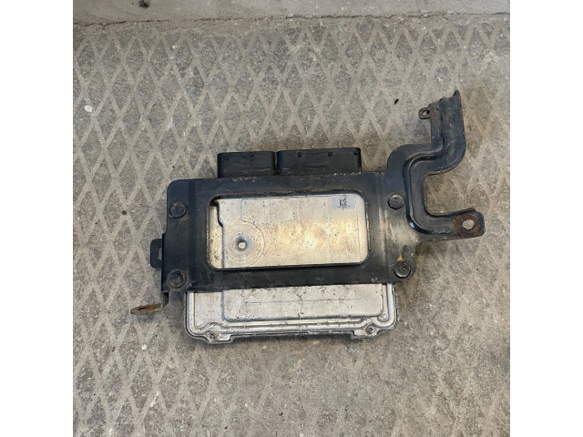 Řídící jednotka 0281030864, 391122A980   Hyundai i30 2014