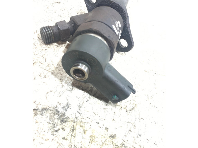 Форсунка 8658325    Volvo V70   