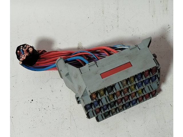 Ящик предохранителей (комплект) 9162439 Volvo V70