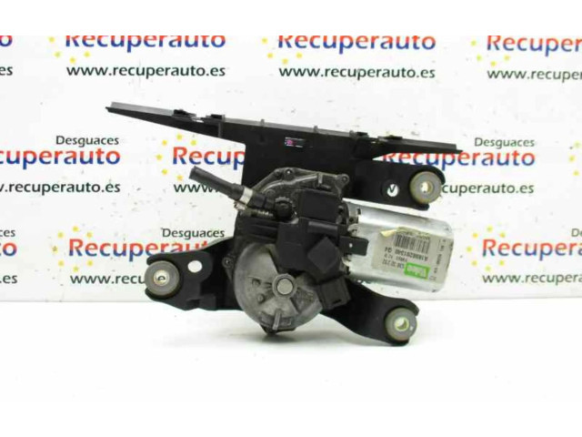 Моторчик заднего дворника A1698201340    Mercedes-Benz A W169