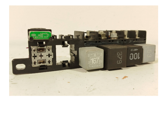 Блок предохранителей 8L0941822, 896081000 Audi A3 S3 8L