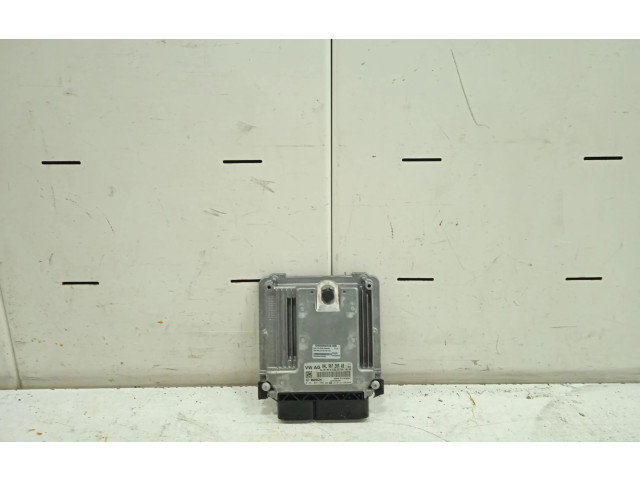 Блок управления двигателя 04L907309AB   Audi Q3 8U