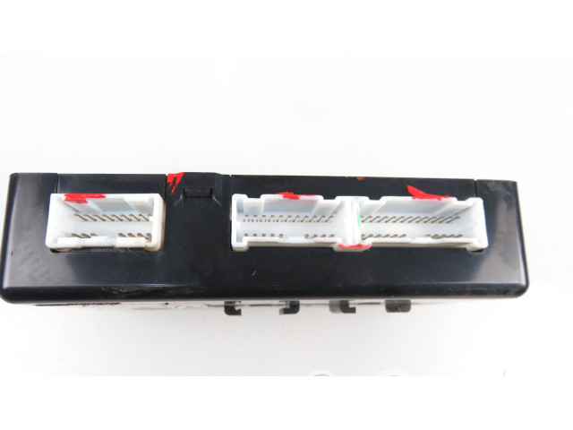Другие блоки управления / модули Hyundai i10 2007-2012 года 954001J112