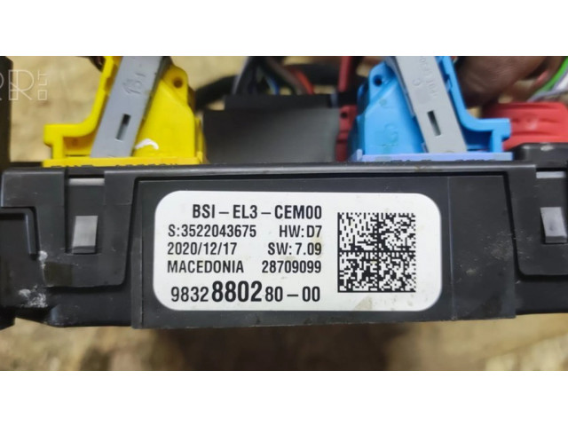 Pojistková skříňka 9832880280, 20201217 Opel Corsa F 2019