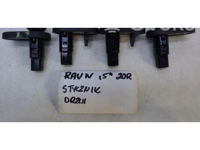 Панель приборов Toyota RAV 4 (XA50)