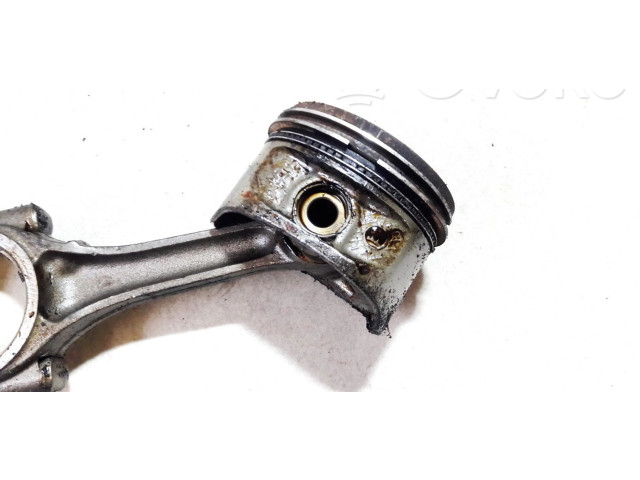 Поршень с шатуном a411b Skoda Fabia Mk1 (6Y)