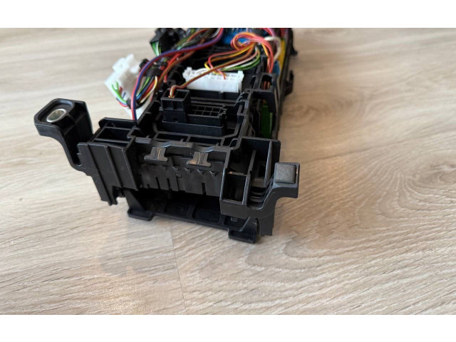 Блок предохранителей A2465400040, 2465400040   Mercedes-Benz A W176    