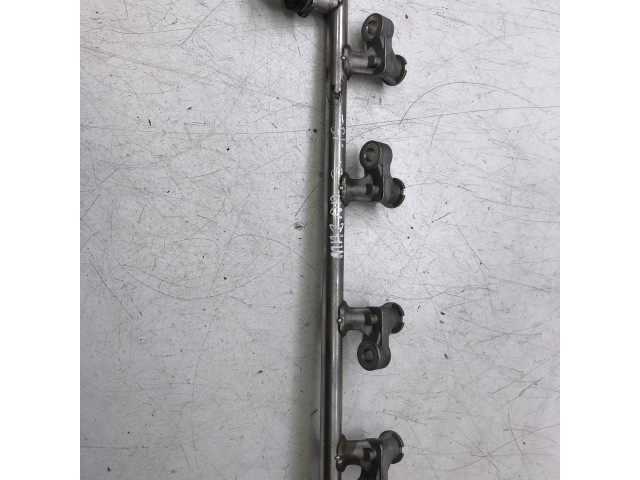 Vstřikovací lišta Mazda 3 III pro benzínový motor 2.0