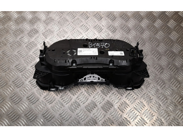 Панель приборов 3V0920751B, B1970 Skoda Octavia Mk4