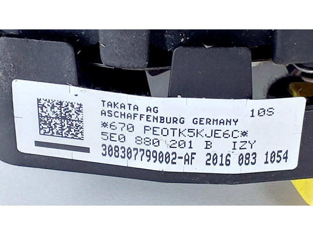 Подушка безопасности водителя 5E0880201B, 308307799002AF Skoda Octavia Mk3 (5E)