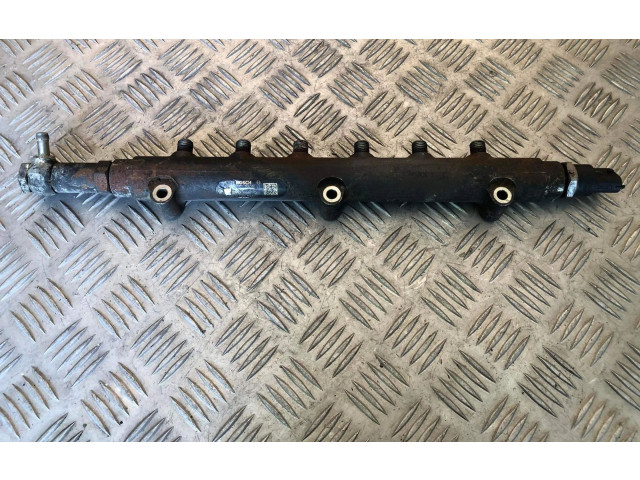 Топливная рампа 30622085, 000580L1   Volvo XC90  