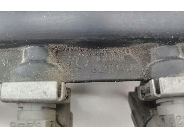 Топливная рампа 06A133317AC   Skoda Octavia Mk2 (1Z)   для двигателя BGU