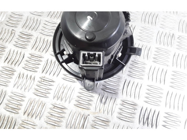 Вентилятор печки    EE797001   Renault Twingo III