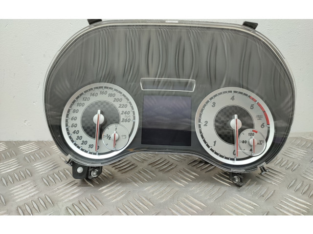 Přístrojová deska Mercedes-Benz A W176 2014 A1769009301