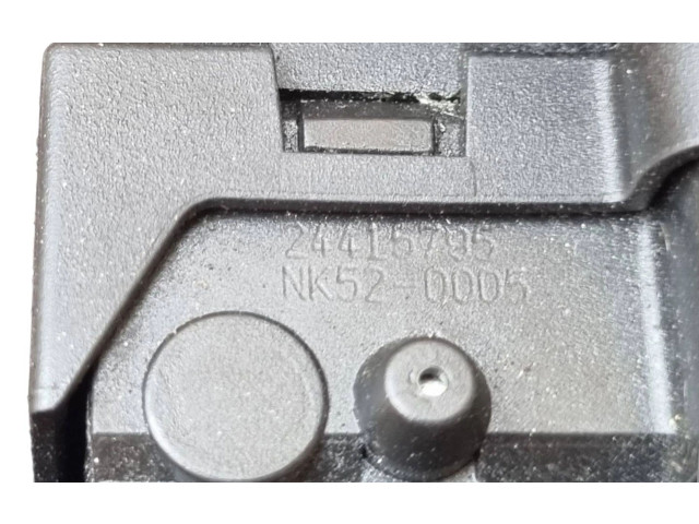 Замок багажника 24415795, 8200947699    Renault Clio III 2005 - 2012 года