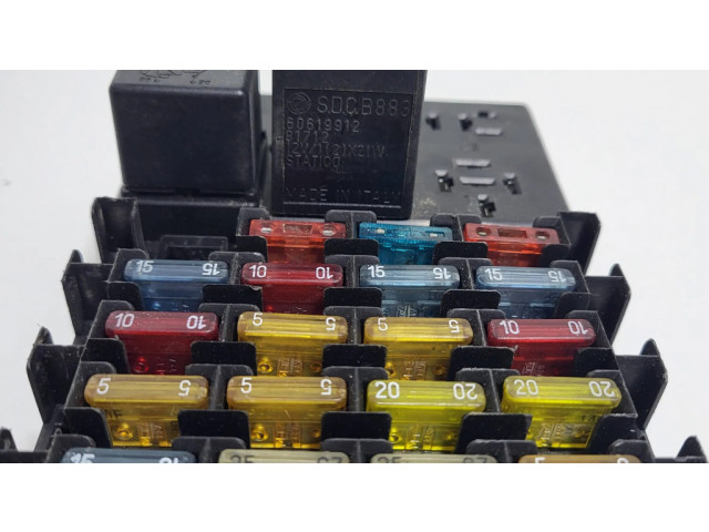 Pojistková skříňka PPT25P5, 60619912 Toyota Yaris 2008