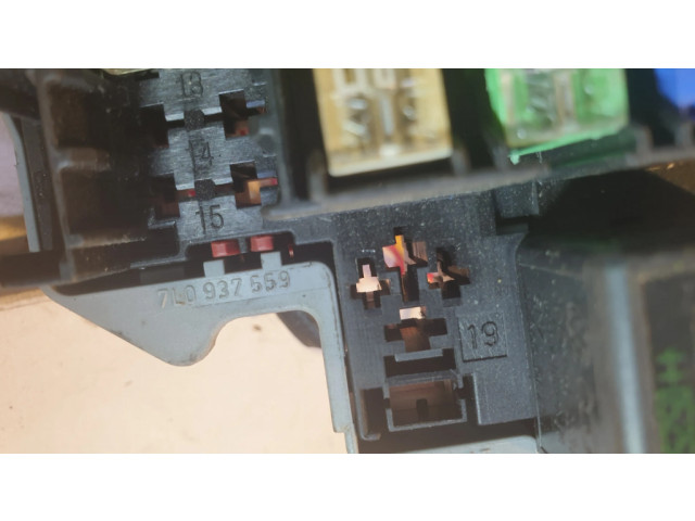   Pojistková skříňka 7L0907295G, 7L0937503   Volkswagen Touareg  2005