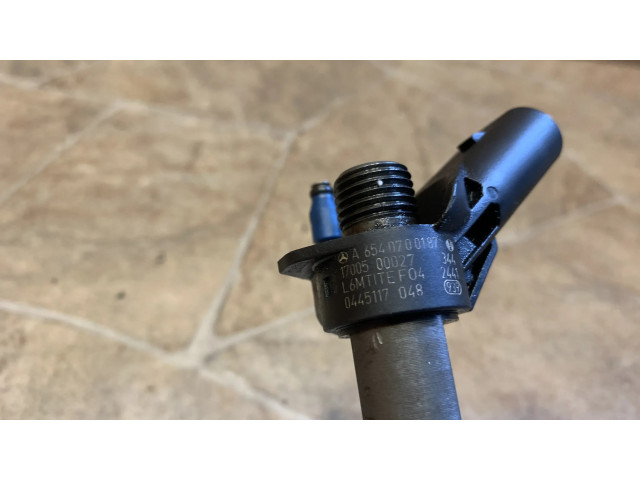 Vstřikovač A6540700187   Mercedes-Benz E W213  pro naftový motor 2.0 OM 654.920 