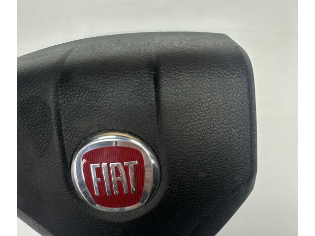 Подушка безопасности водителя Fiat Freemont