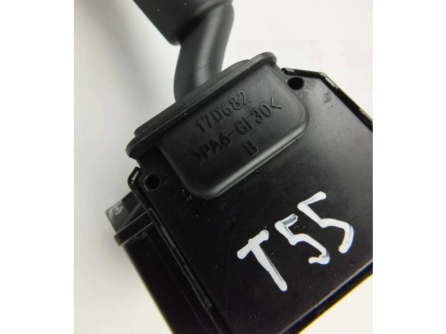 Ручка стеклоочистителей 17D682 Mazda 3 I