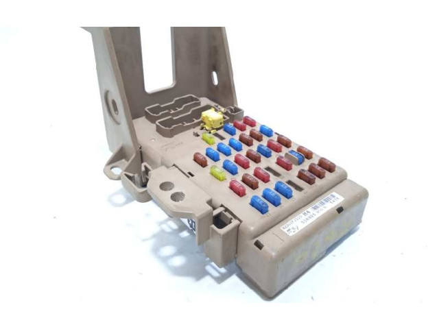 Pojistková skříňka Řídící jednotka BSM 82201FJ110 Subaru XV 2015