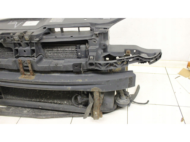 Блок управления двигателя    Volkswagen Eos