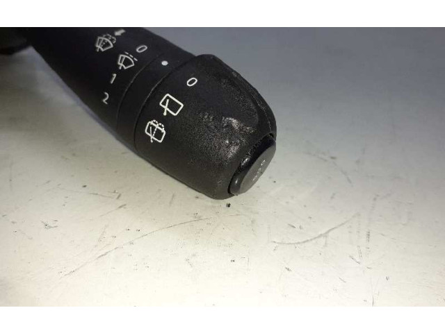 Ручка стеклоочистителей E1109568   Dacia Duster