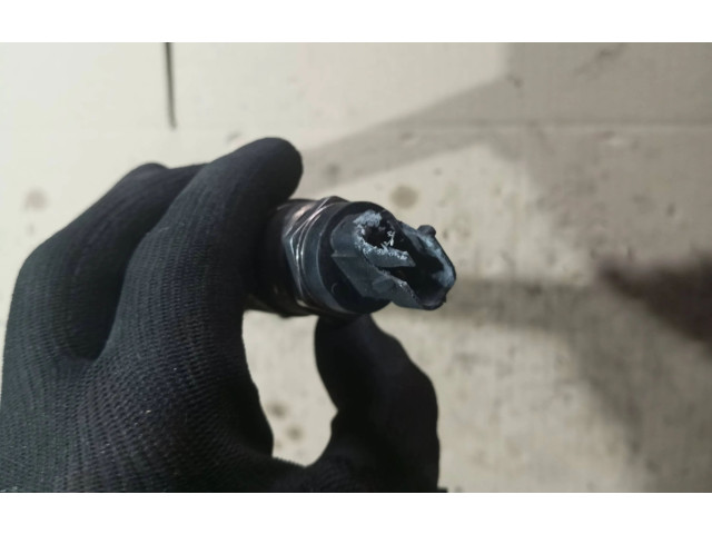 Топливная рампа 8699179, 0445215023   Volvo V70  