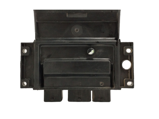 Блок управления двигателя 8201002106, 8201023847 Dacia Logan Pick-Up