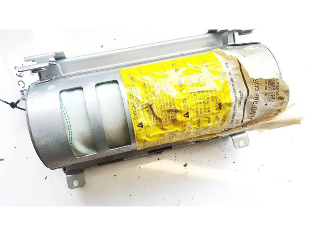 Подушка безопасности пассажира 570605100f Mitsubishi Carisma