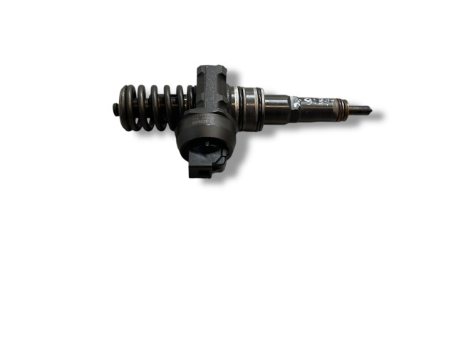 Vstřikovač 038130073br, 0414720232 Volkswagen Caddy BST