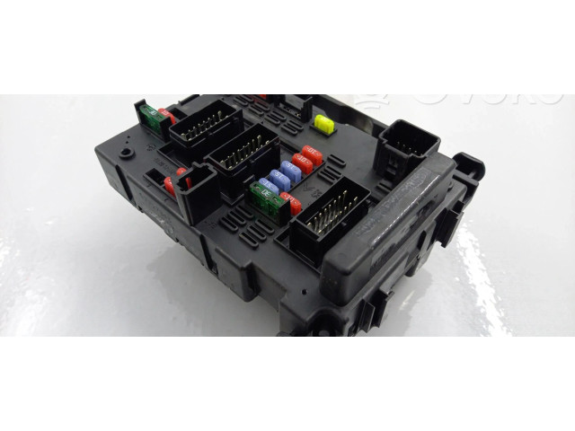 Pojistková skříňka Řídící jednotka BSM Peugeot 206+ 2011