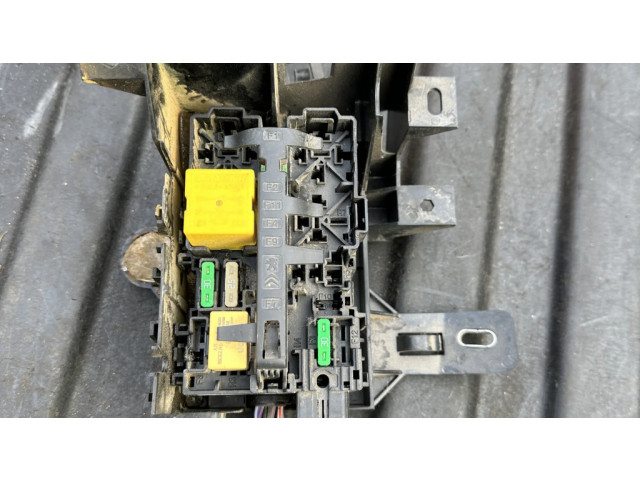 Блок предохранителей 9812661980, A006C8 Citroen C3 Aircross