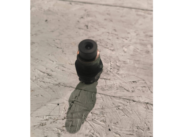 Форсунка 0430211097    Chevrolet Suburban   