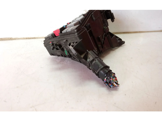 Модуль управления BSM Toyota Auris E180