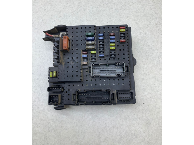 Блок предохранителей 30728512, 06W116 Volvo S60