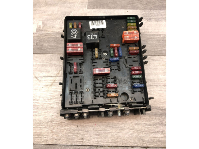 Блок предохранителей 1K0937124H, 015345021 Audi A3 S3 8L