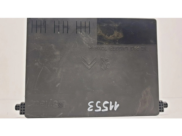 Блок предохранителей Citroen Xsara