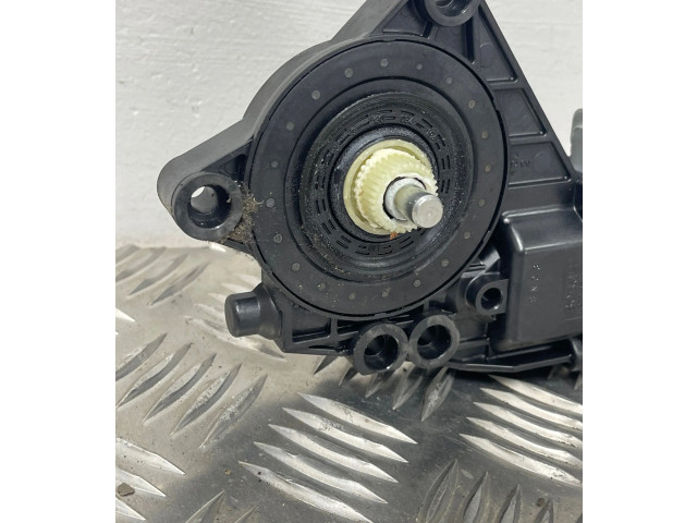 Передний двигатель механизма для подъема окон Audi A4 S4 B5 8D 1999 - 2000 года