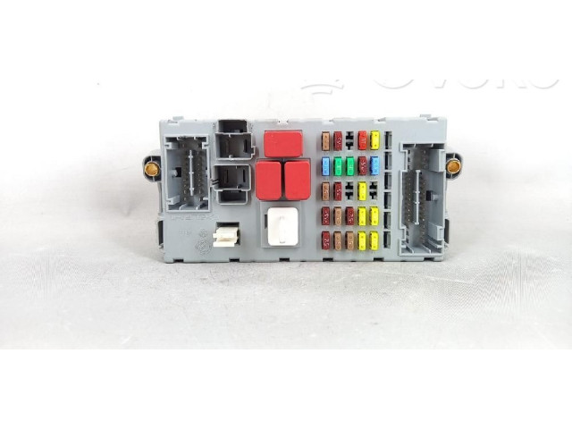 Блок предохранителей NB2161010029002   Lancia Delta III    