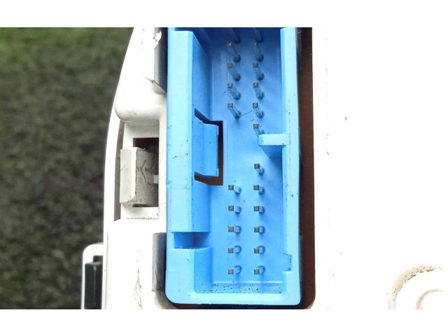 Pojistková skříňka Спидометр (приборный щиток) Suzuki Ignis 2004