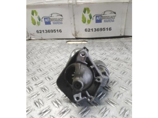 Стартер 233003329R Dacia Sandero