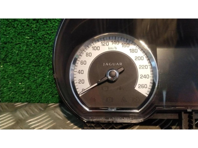 Панель приборов Jaguar XF X250